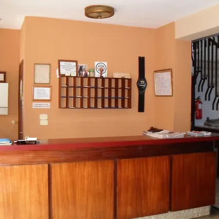 Guest house Versalles *