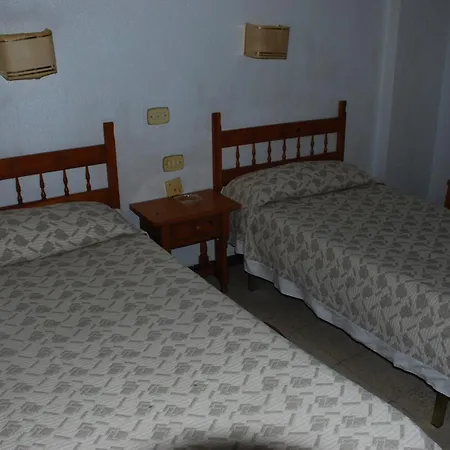 Guest house Versalles *